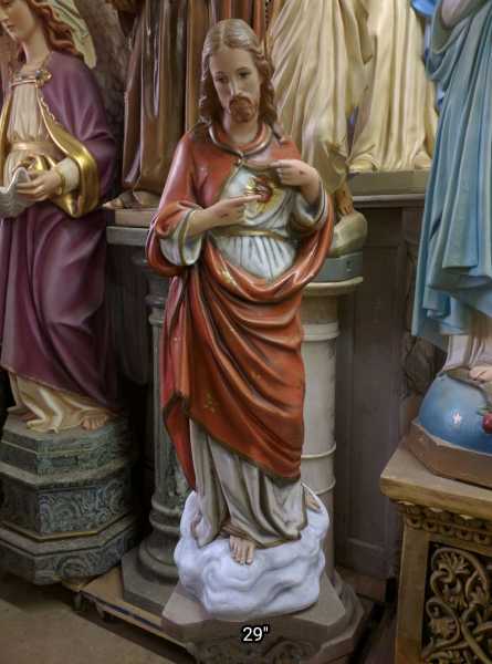 Jesus-Statue-18